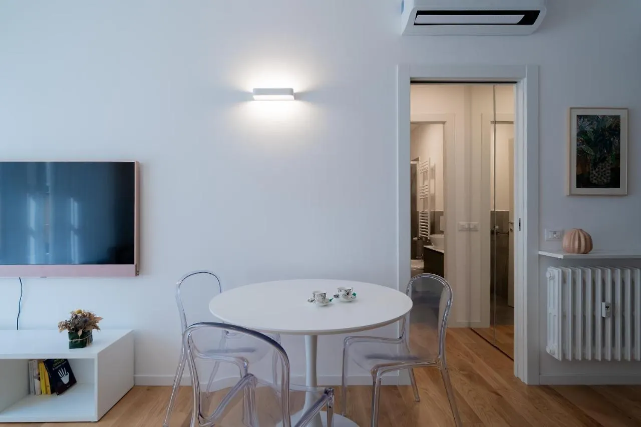 Milano Apartments S Agostino - Porta Genova