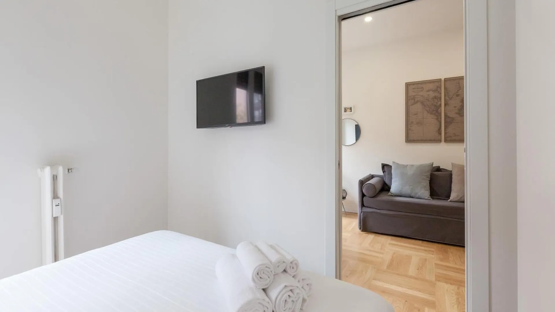 Milano Apartments S Agostino - Porta Genova 0*, Milan