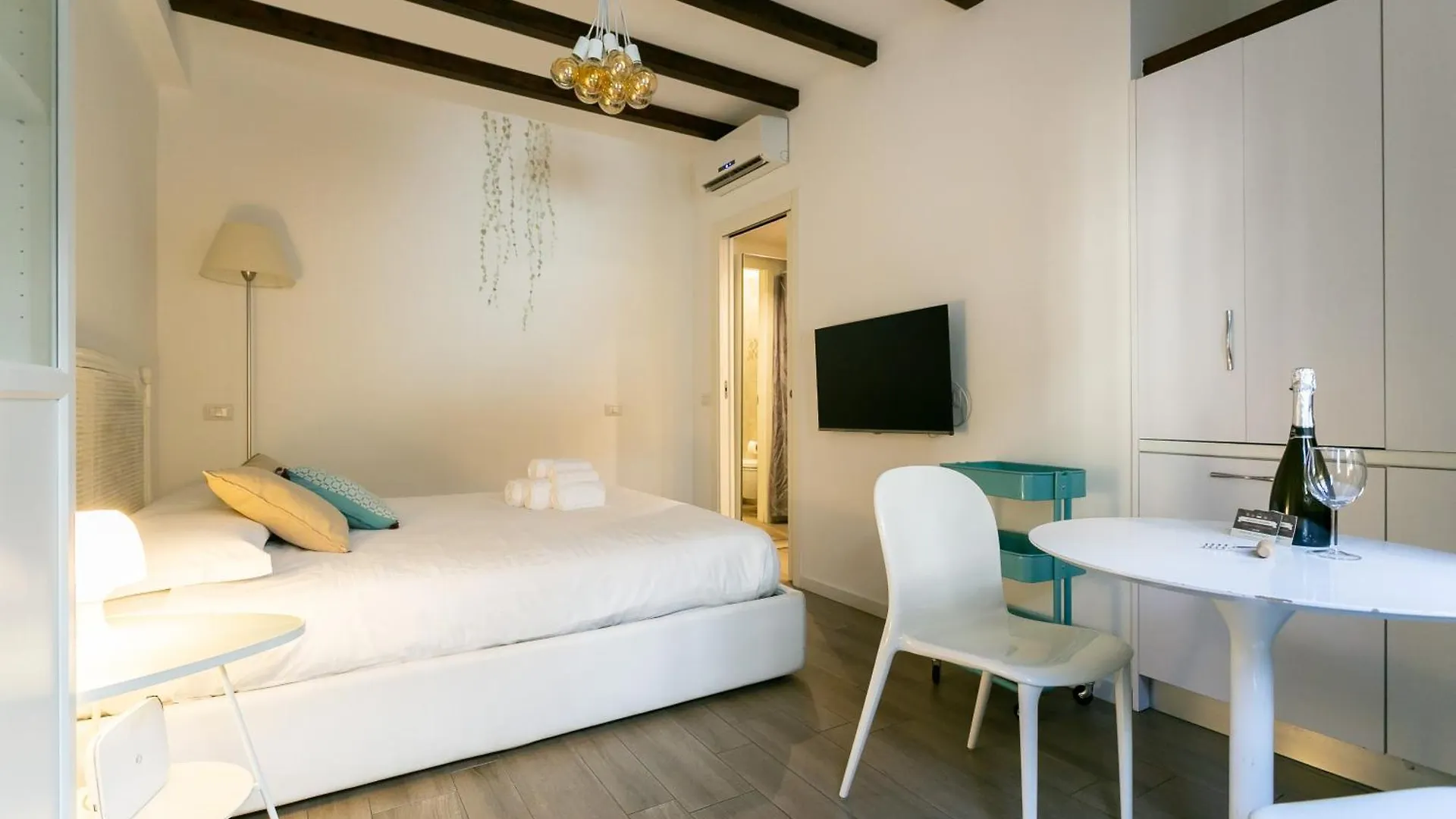Milano Apartments S Agostino - Porta Genova  Milan