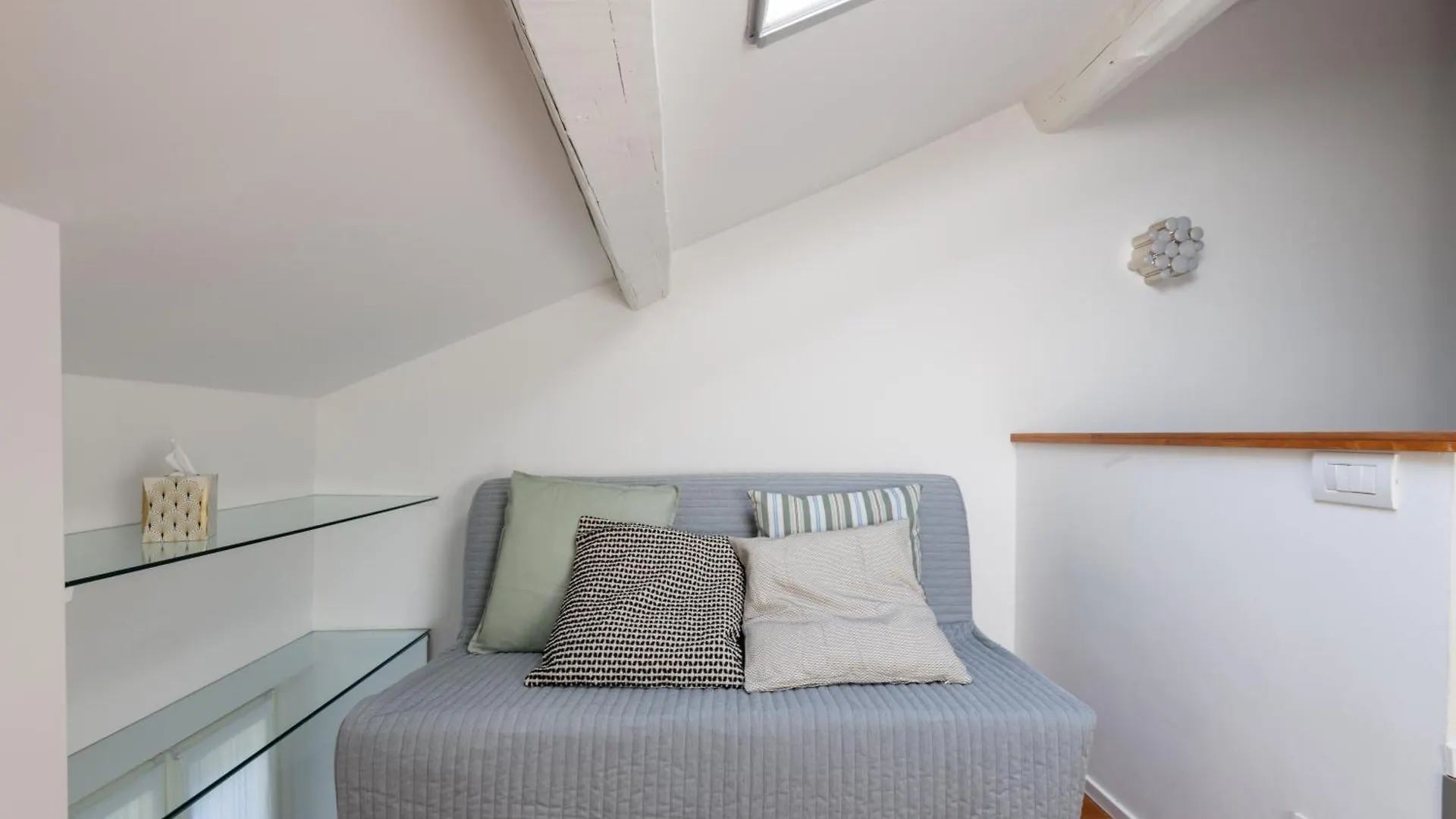 Milano Apartments S Agostino - Porta Genova 0*, Milan
